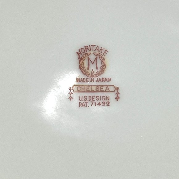 Noritake Chelsea Pattern 71432 Serving Bowl Roses Flowers Leaves Gold Details Ge - Picture 3 of 8